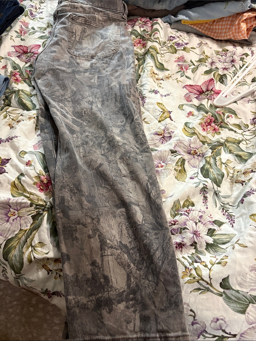 Mens camo Hollister jeans